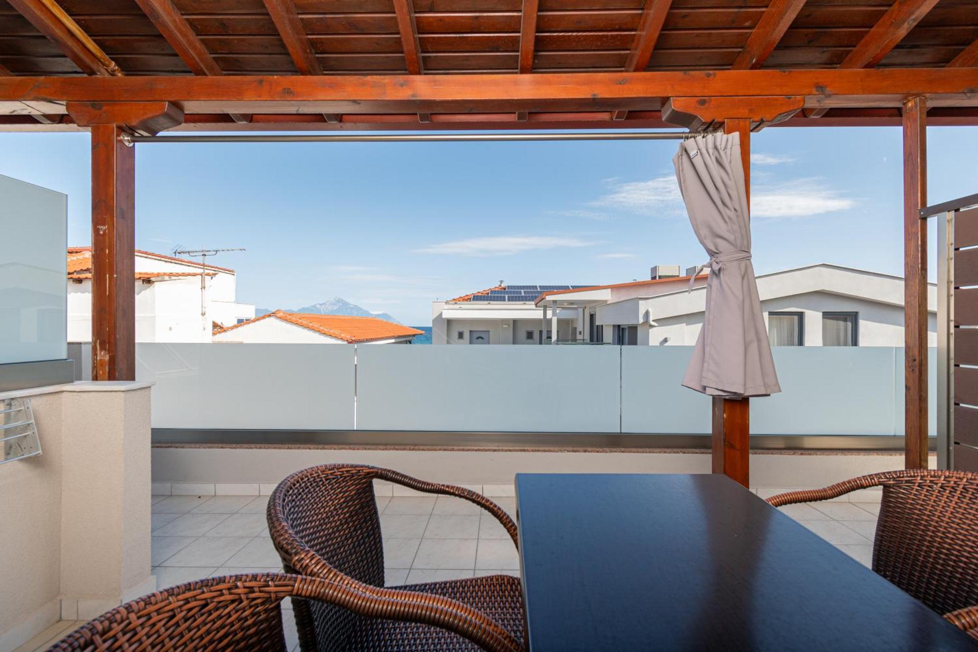 Villa Zoe On The Beach Sarti Exterior foto
