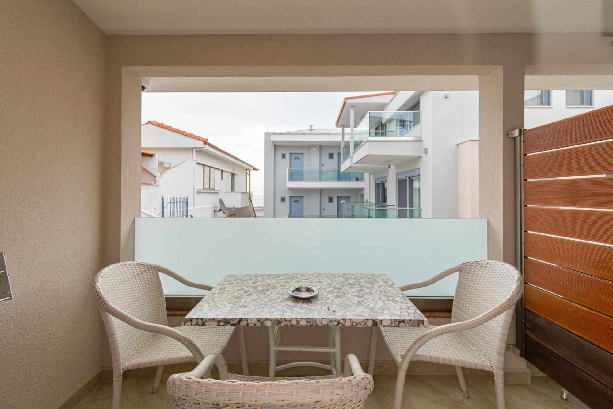 Villa Zoe On The Beach Sarti Exterior foto