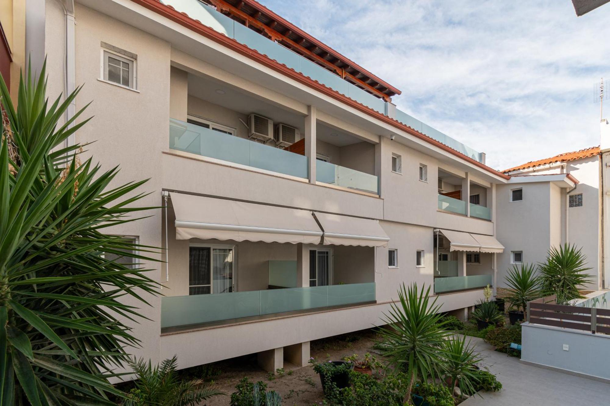 Villa Zoe On The Beach Sarti Exterior foto